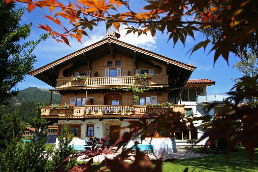 Landhaus Alpengruss Kossen Bagian luar foto